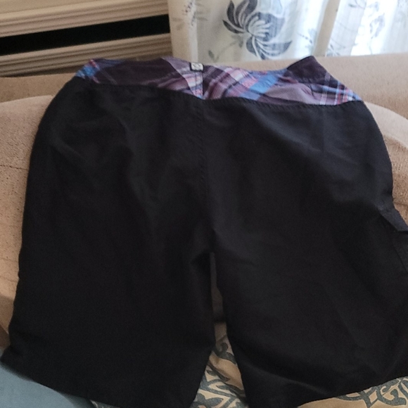 Rusty boys board swim trunks - Picture 3 of 3